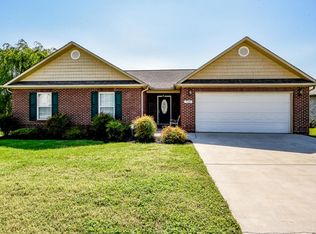 732 Kiefer Ln, Maryville, TN 37804
