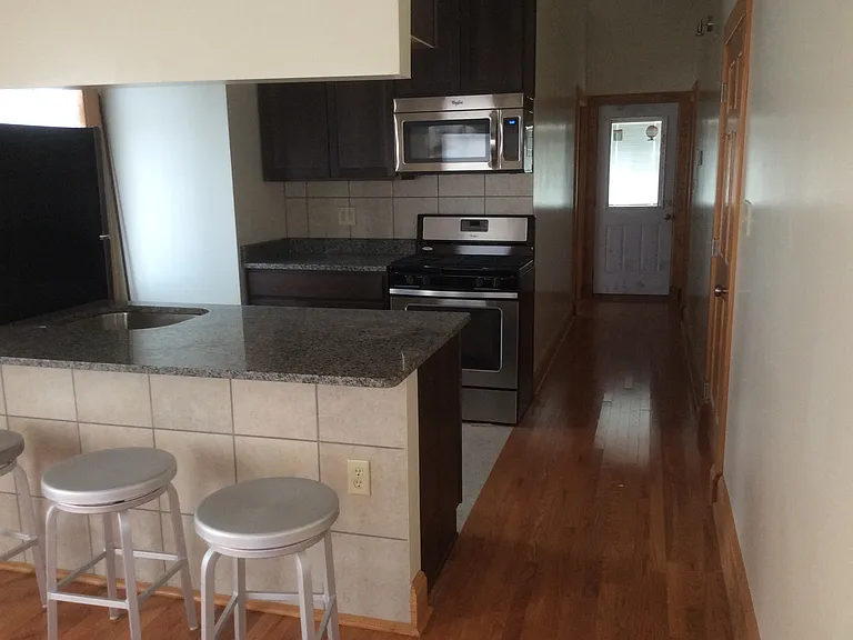 548 Osceola St — Photo 5