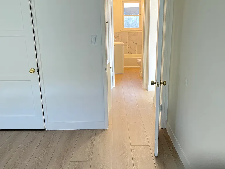 4415 Woodman Ave #4415 — Photo 7