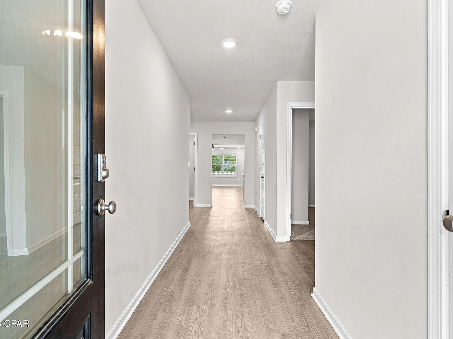4 bed, 2165 sqft, $2,300 — Photo 2
