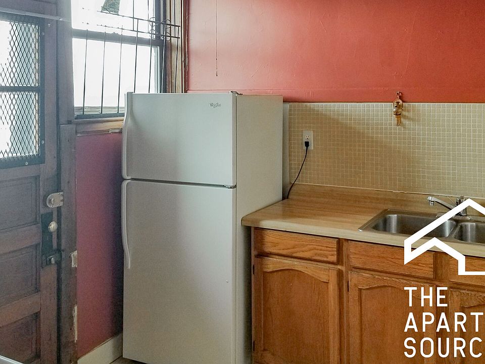 1st image of 4541 N Leavitt St APT 3