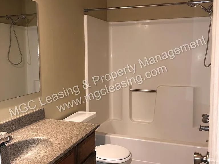 1558 E 125th St — Photo 10