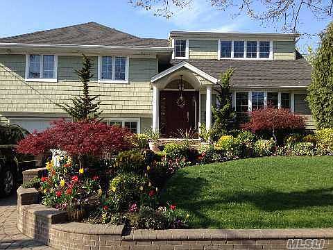 1st image of 146 W Henrietta Ave