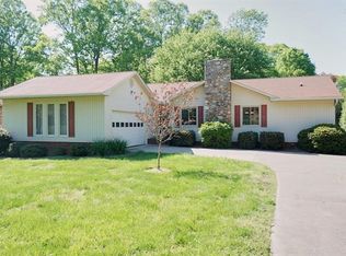 517 Rock Barn Rd NE, Conover, NC 28613