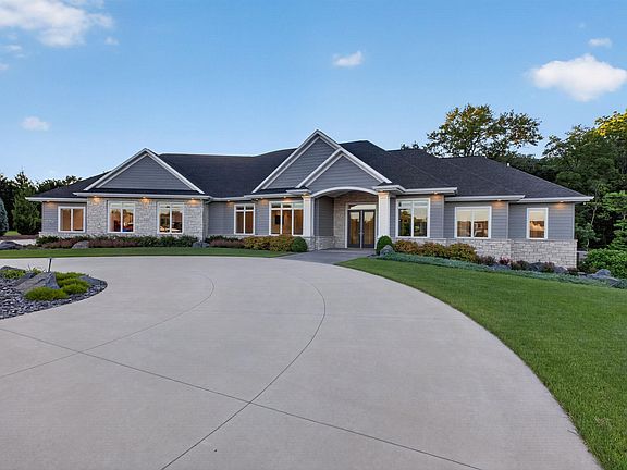 2nd image of 1214 Lakeshore Dr