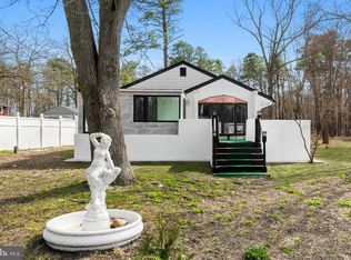 1404 8th Ave, Williamstown, NJ 08094