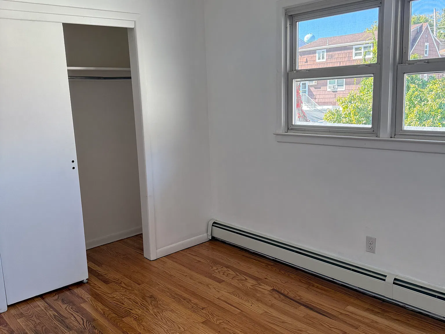 3 bed, 800 sqft, $2,750 — Photo 4