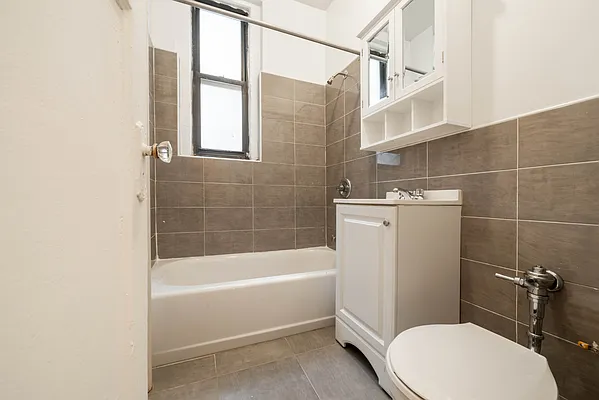 Rented by Joel Scharf, LREB | media 16