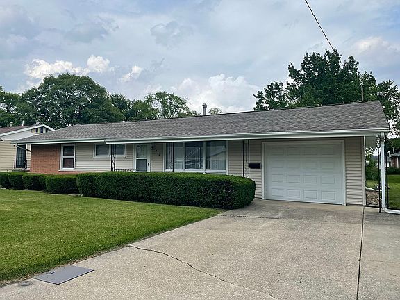 5th image of 530 Gray Dr