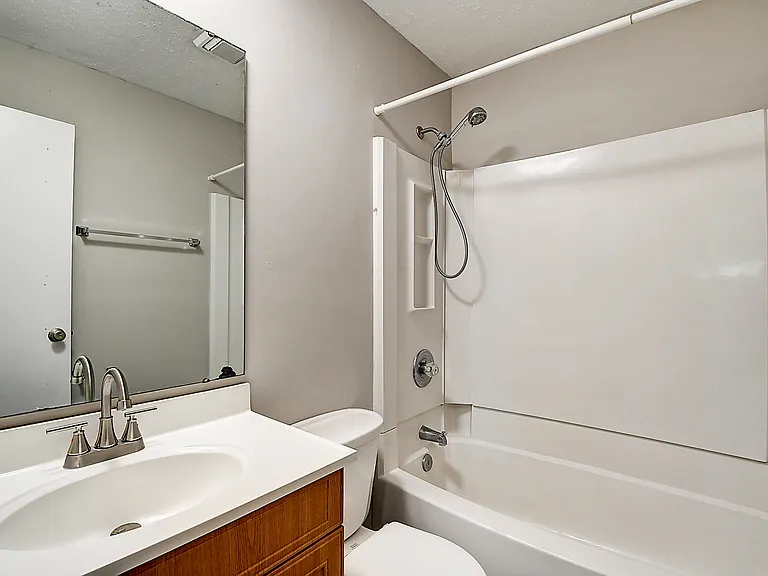 2515 Mullinix Rd — Photo 17