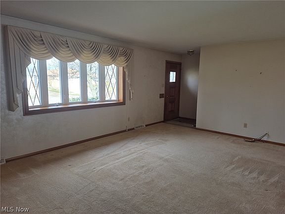 5th image of 11607 Stormes Dr