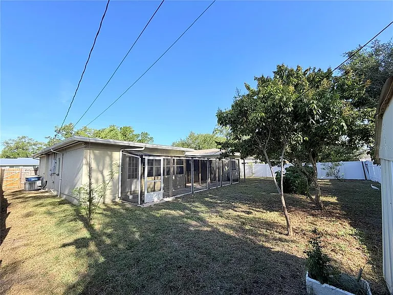 309 Kerry Dr — Photo 8