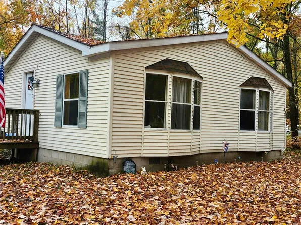 957 Charles Brink Rd, Gaylord, MI 49735