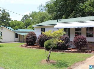 101 Honeysuckle St, Bessemer, AL 35023