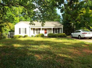 102 Crestdale Ave, Central, SC 29630