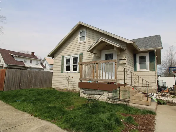 120 W 5th St, Port Clinton, OH 43452