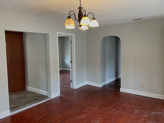 2nd image of 1124 Rachel Dr