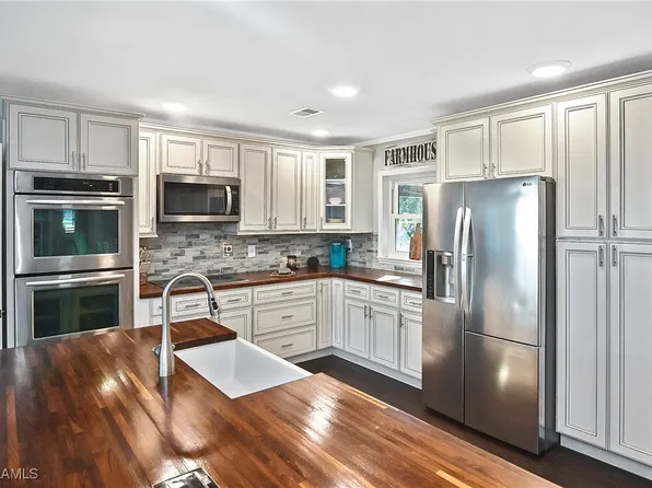 12613 2nd St, Fort Myers, FL 33905