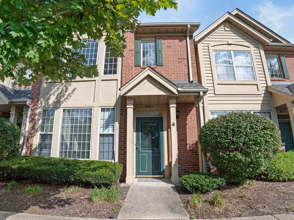 8821 Park Place Dr, Highland, IN 46322