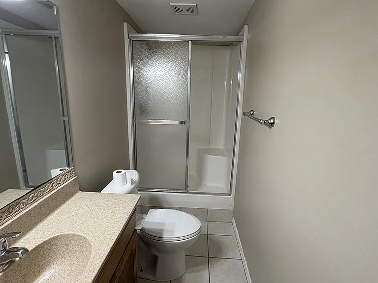 3805 E Fitzgerald Rd — Photo 10