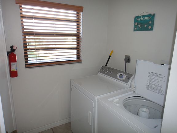 3rd image of 4570 Ocean Beach Blvd APT 19