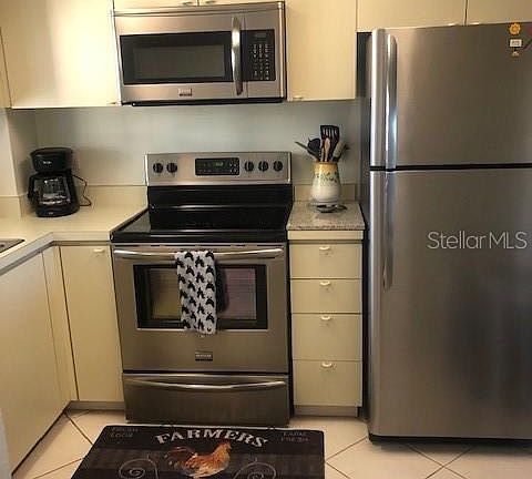2nd image of 1001 Benjamin Franklin Dr Unit 503