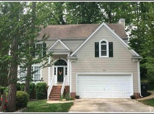 8105 Coleraine Ct, Raleigh, NC 27615