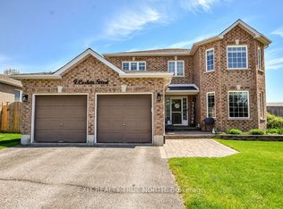 9 Corbett St, Springwater, ON L0L1P0