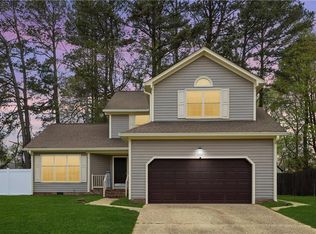 134 Vista Dr, Newport News, VA 23608