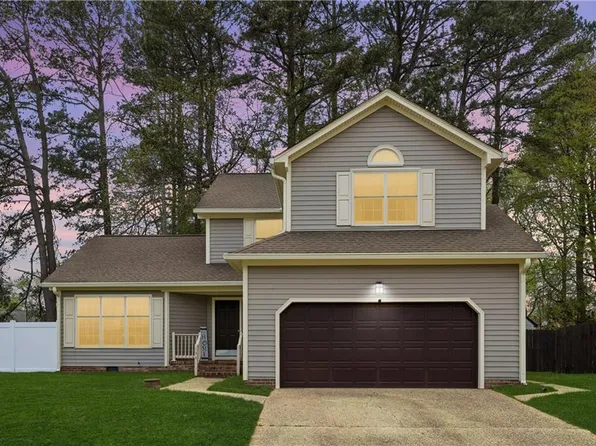 134 Vista Dr, Newport News, VA 23608