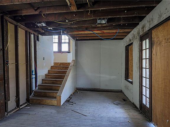2nd image of 4130 Prospect Ave