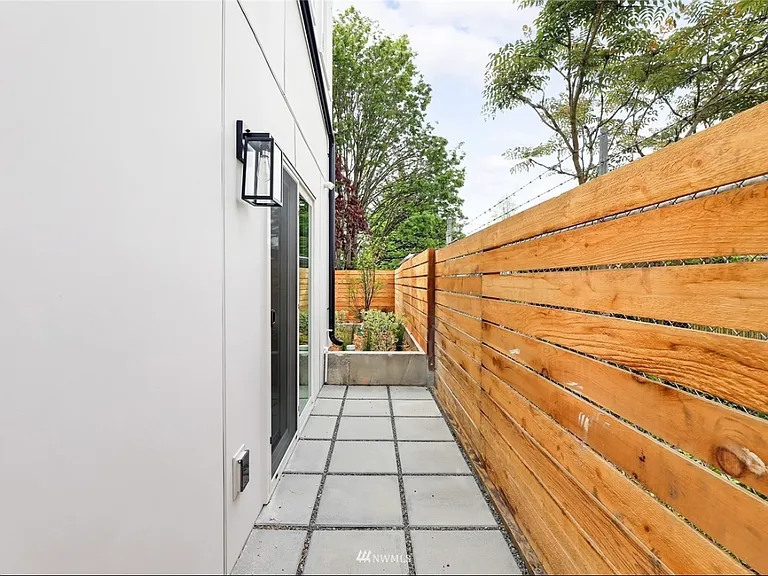 7717 D Mary Ave NW #D — Photo 12