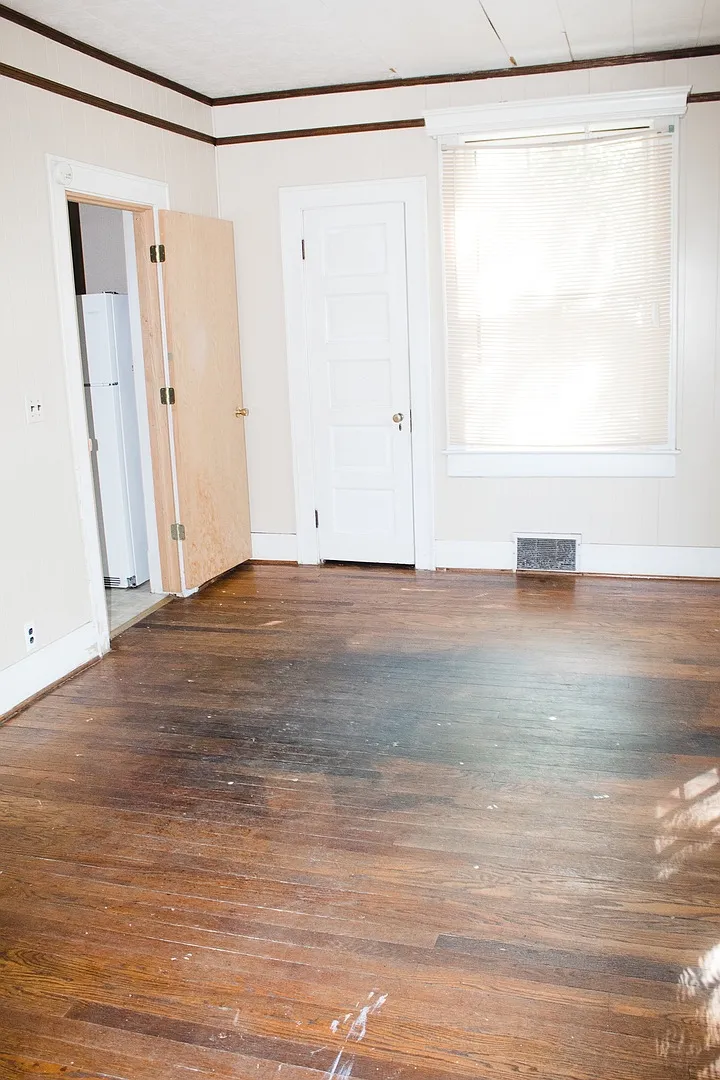 430 Littleton, 4 Bedroom, 2.5 Bath, Large Gorgeous House — Photo 3