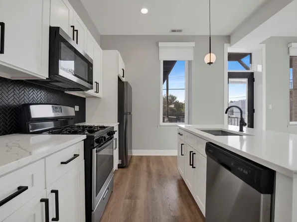 911-913 South Miller Street, 911-913 S Miller St #913-2, Chicago, IL 60607