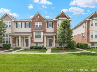 2925 Henley Ln, Naperville, IL 60540