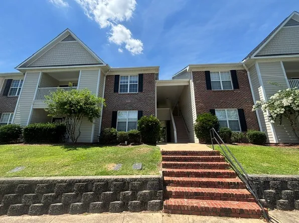 3139 Wisteria Ln Unit 202, Fayetteville, NC 28314