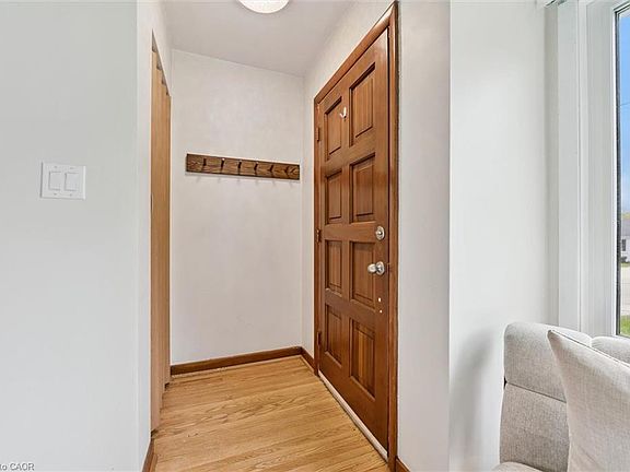 4th image of 8 Gordon St