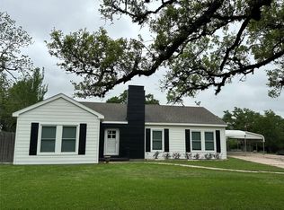 603 S McCarty Ave, Eagle Lake, TX 77434