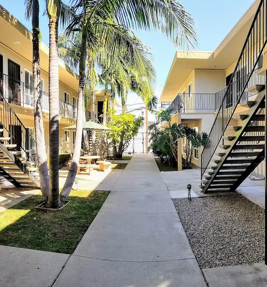 1 bed, 688 sqft, $2,095 — Photo 2