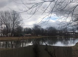 388 11th St NW, Linton, IN 47441