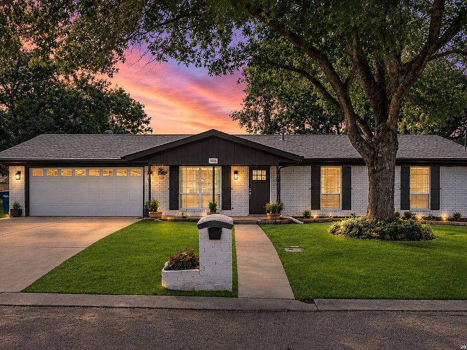 1st image of 1636 MARIGOLD DR