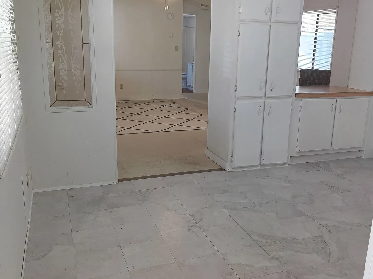 2 bed, 1025 sqft, $1,295 — Photo 2