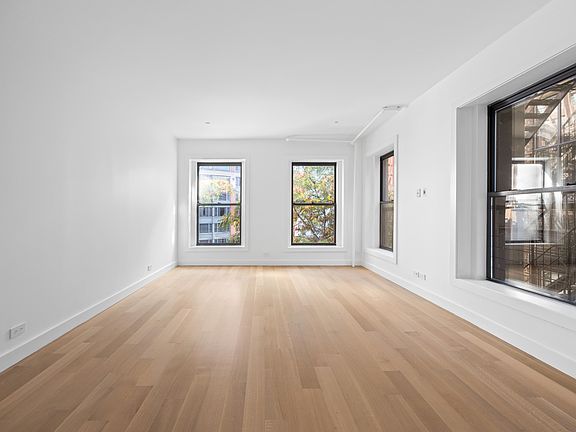 5th image of 243 Broadway #5