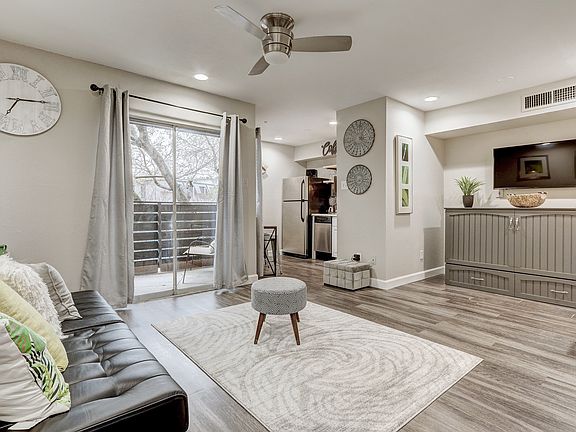 3rd image of 1840 Burton Dr APT 161