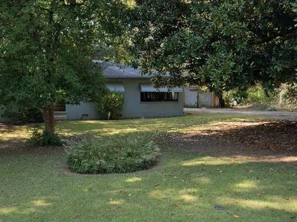 4098 Carver Dr, Doraville, GA 30360