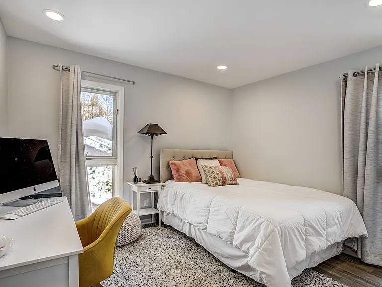 21 Buffalo Dr #222 — Photo 8