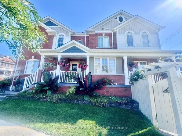 1011 Cameo St, Pickering, ON L1X 0G3