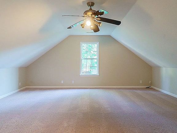 3rd image of 2589 Milton Ln