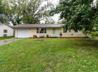 511 N 4th St, Saint Joseph, IL 61873