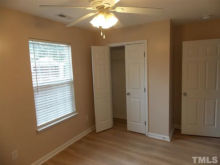 1741 E Honey Springs Ave — Photo 14